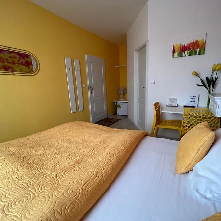 U Svateho Urbana Hotel มิคูลอฟ ภายนอก รูปภาพ