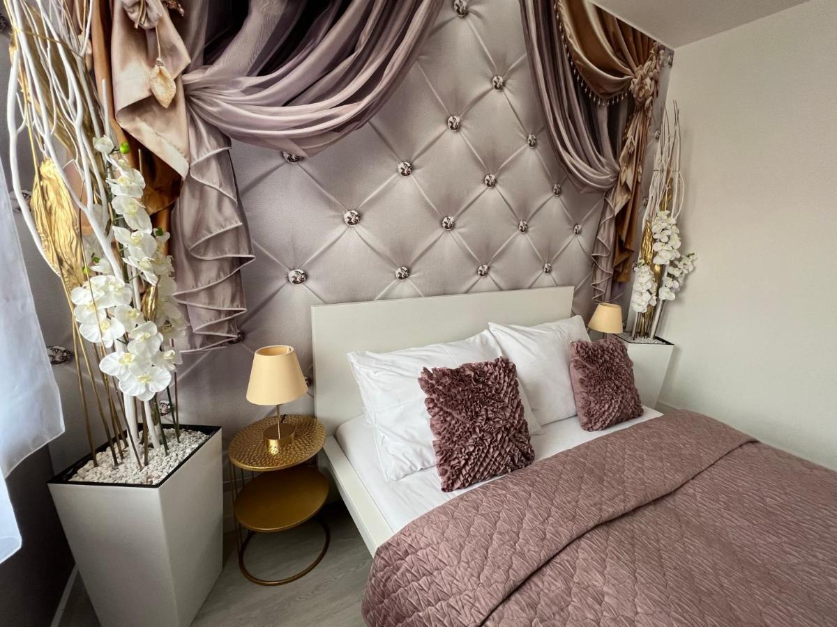 U Svateho Urbana Hotel มิคูลอฟ ภายนอก รูปภาพ