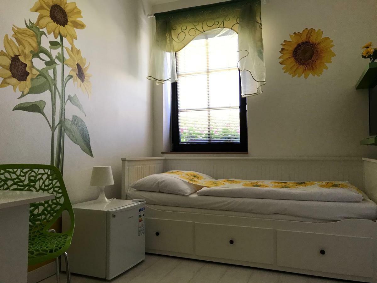 U Svateho Urbana Hotel มิคูลอฟ ภายนอก รูปภาพ